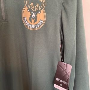 Milwaukee Bucks Quarter Zip - NBA - Size Small
